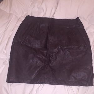 Forever 21 Faux Leather mini Skirt size S